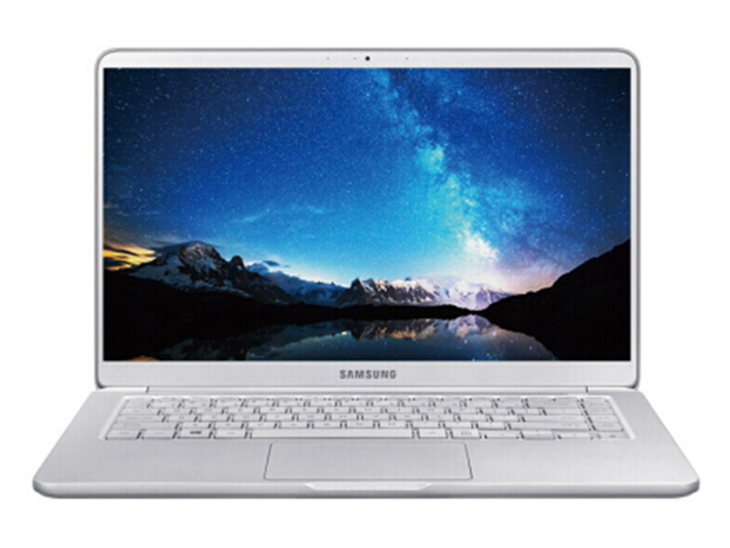 三星900X5T-X05(酷睿i7-8550U/8GB/512GB/MX150) 前视