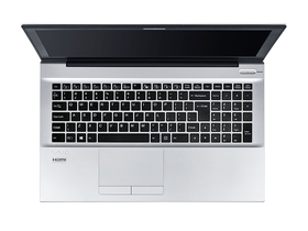 VAIO F15(i5-8250U/8GB/256GB+1TB)