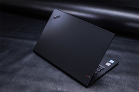 ThinkPad X1 Carbon 2019 LTE(i5-8265U/8GB/512GB)