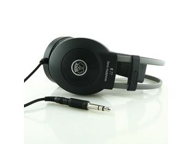 AKG K77