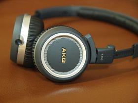 AKG K450