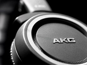 AKG K450