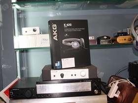 AKG K450