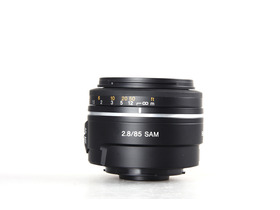 85mm F2.8 SAM