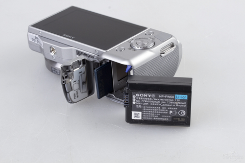 索尼NEX5N双头套机(16mm,18-55mm)电池仓