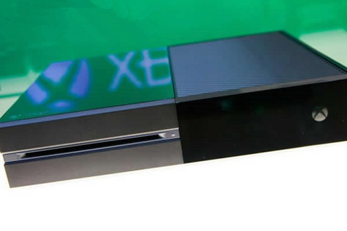 微软Xbox One家庭娱乐版(主机)