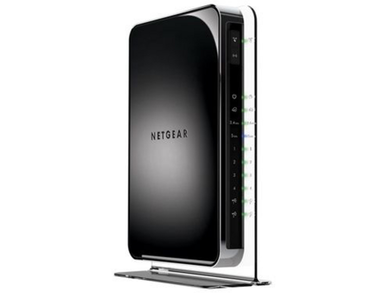 NETGEAR WNDR4500 正面