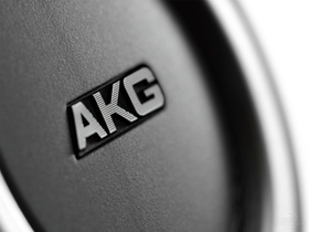 AKG K451