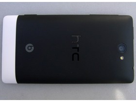 HTC 8S