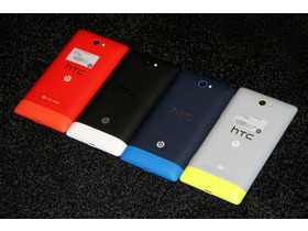 HTC 8S