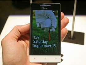 HTC 8S