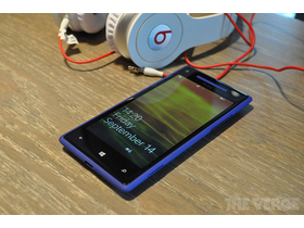 HTC 8X