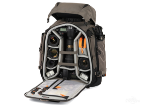 㱦Pro Trekker 300 AW