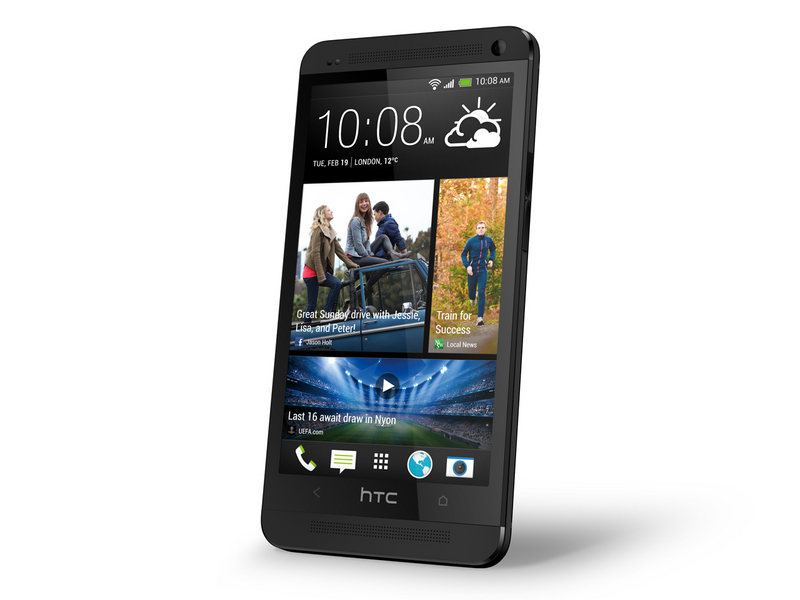 HTC One电信版45度前视
