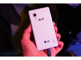 LG E973