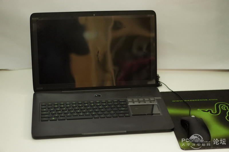 Razer Blade 2ͼ