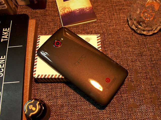 HTC Butterfly X920eͼ