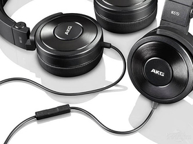 AKG K619