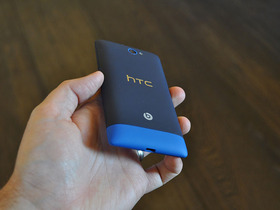 HTC 8S