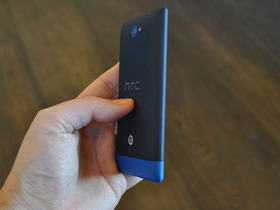 HTC 8S