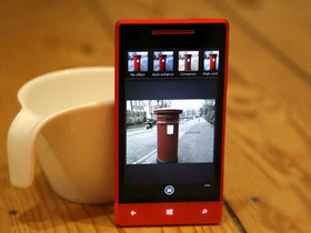 HTC 8S