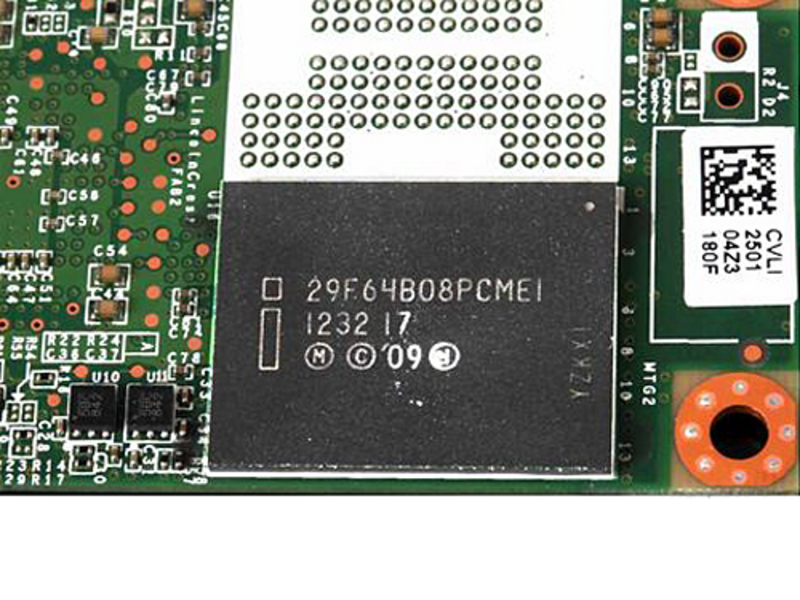 Intel英特尔525 mSATA (180G)主控芯片