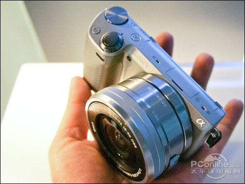 索尼NEX5T套机(配16-50mm镜头)
