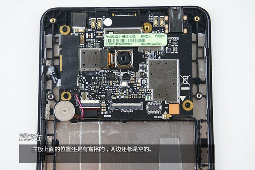 华硕ZenFone 6(2GB RAM)
