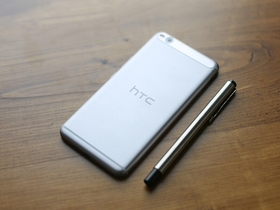 HTC X9