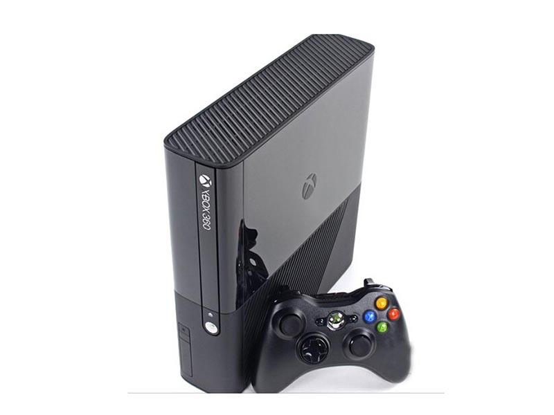 微软Xbox360 E 图片