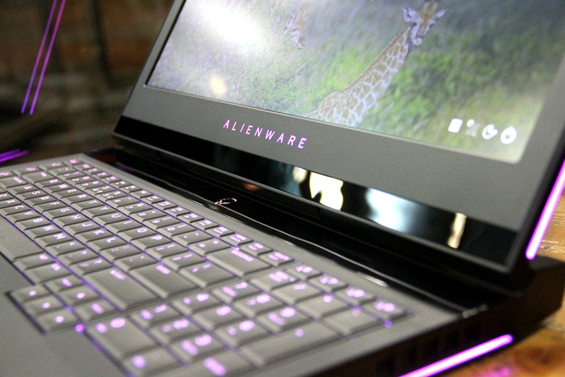 Alienware 17(ALW17C-R1748)ͼ