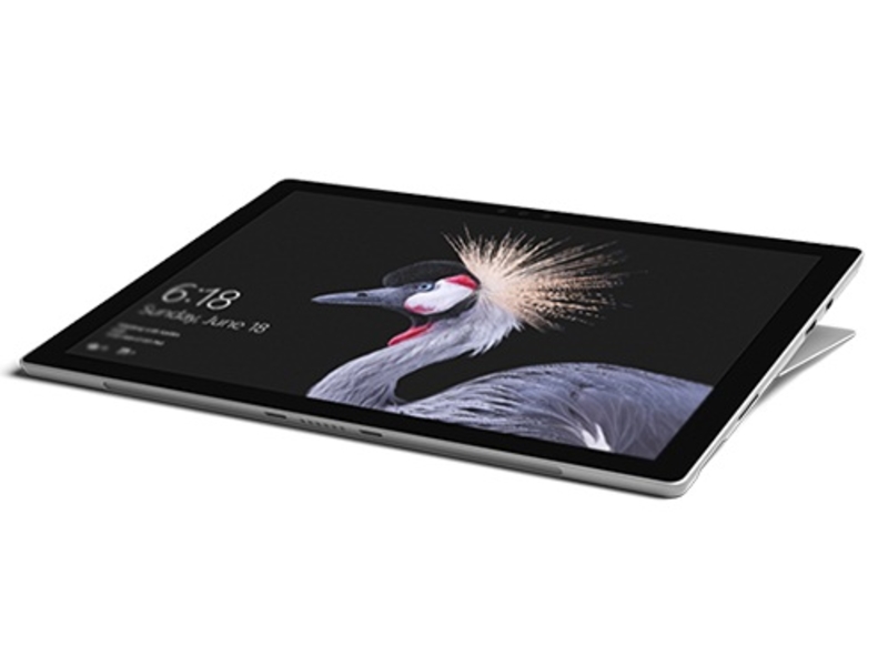 微软 Surface Pro 5(i7/8G/256G)正视