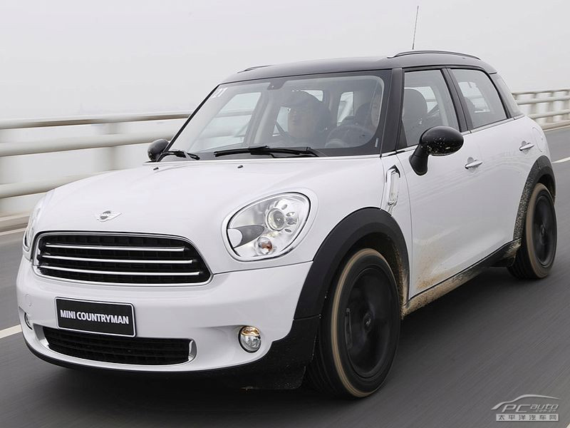 亮白色mini countryman 2011款 1.6 cooper exc