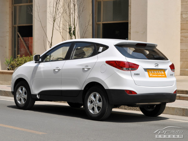 2010款 ix35 2.0 MT 两驱新锐版