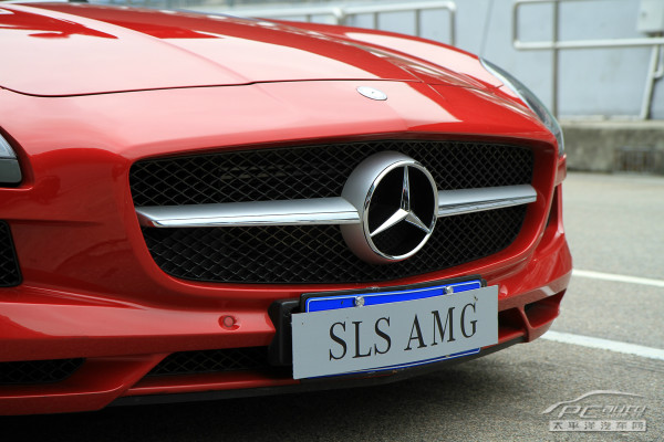 赛道体验奔驰SLS AMG