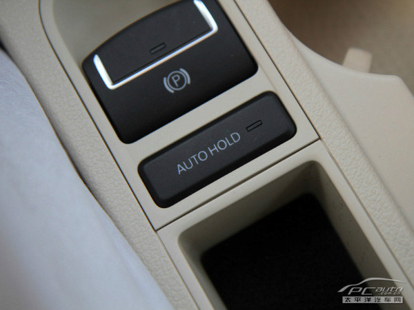 2012款 途观 1.4TSI 手动都会版