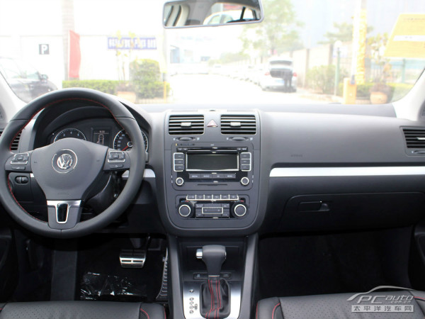 2011款大众速腾 1.8TSI 自动 冠军版
