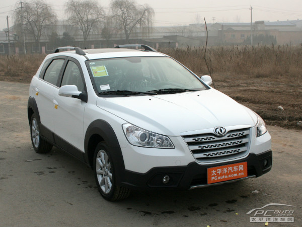 2012H30 CROSS 1.6 AT 