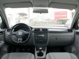 2012款宝来 1.4T 自动 豪华型