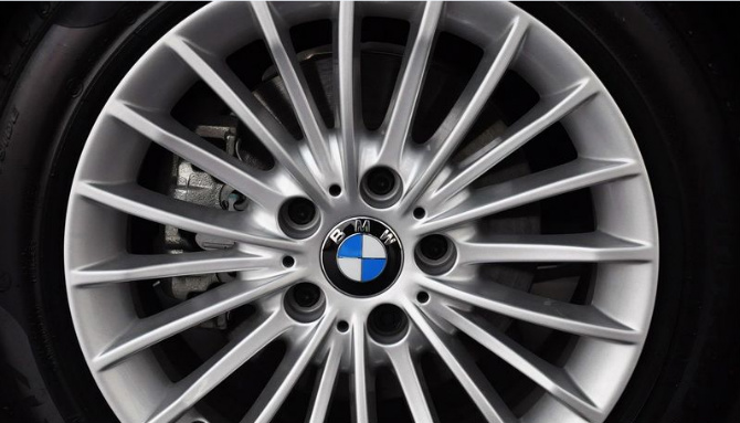 菏泽乾宝: BMW 轮胎保养实用宝典