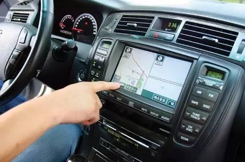 汽車洋蔥圈：留神！假期開車一定不能做這5件事！