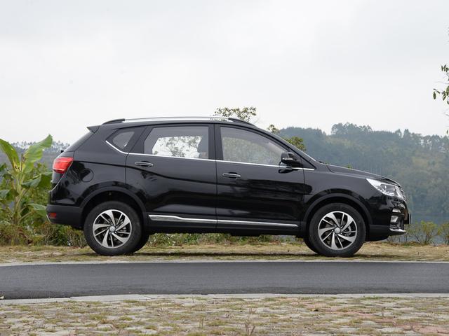 被罵車標丑到逆天，卻月賣3萬成爆款，換標能把H6拉下王座？