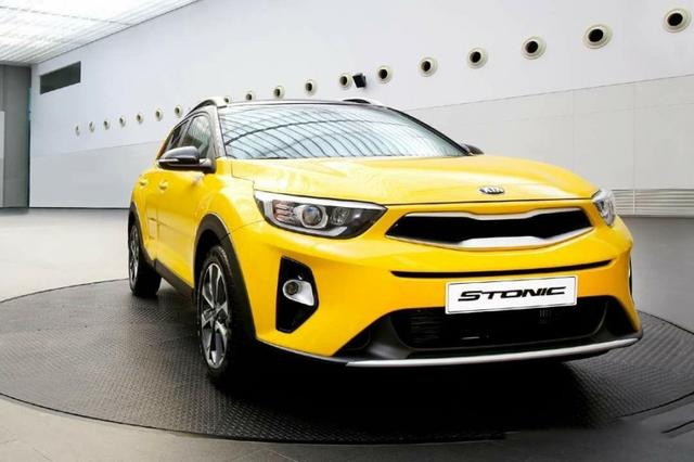 國內(nèi)首次曝光！起亞全新小型SUV STONIC搶先看