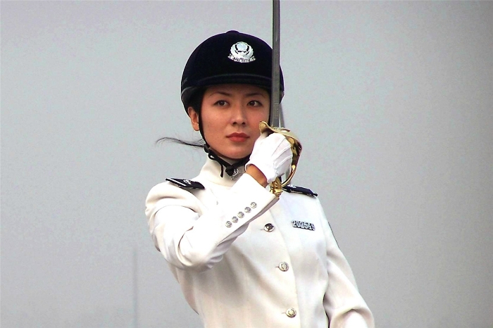 世界美女交警大PK，朝鲜最纯朴，德国二次元，日本不正经！