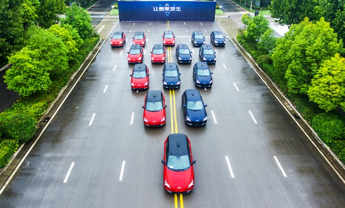 小鵬汽車”挖角”特斯拉 自動(dòng)駕駛再提速