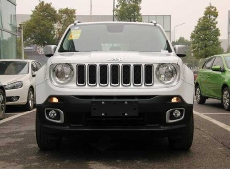 自由俠2.0L和自由光入門級怎么選?