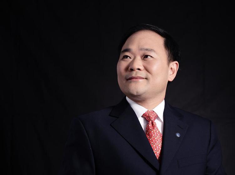 吉利汽車去年凈賺106億，售價8萬元以上車型占比達(dá)六成