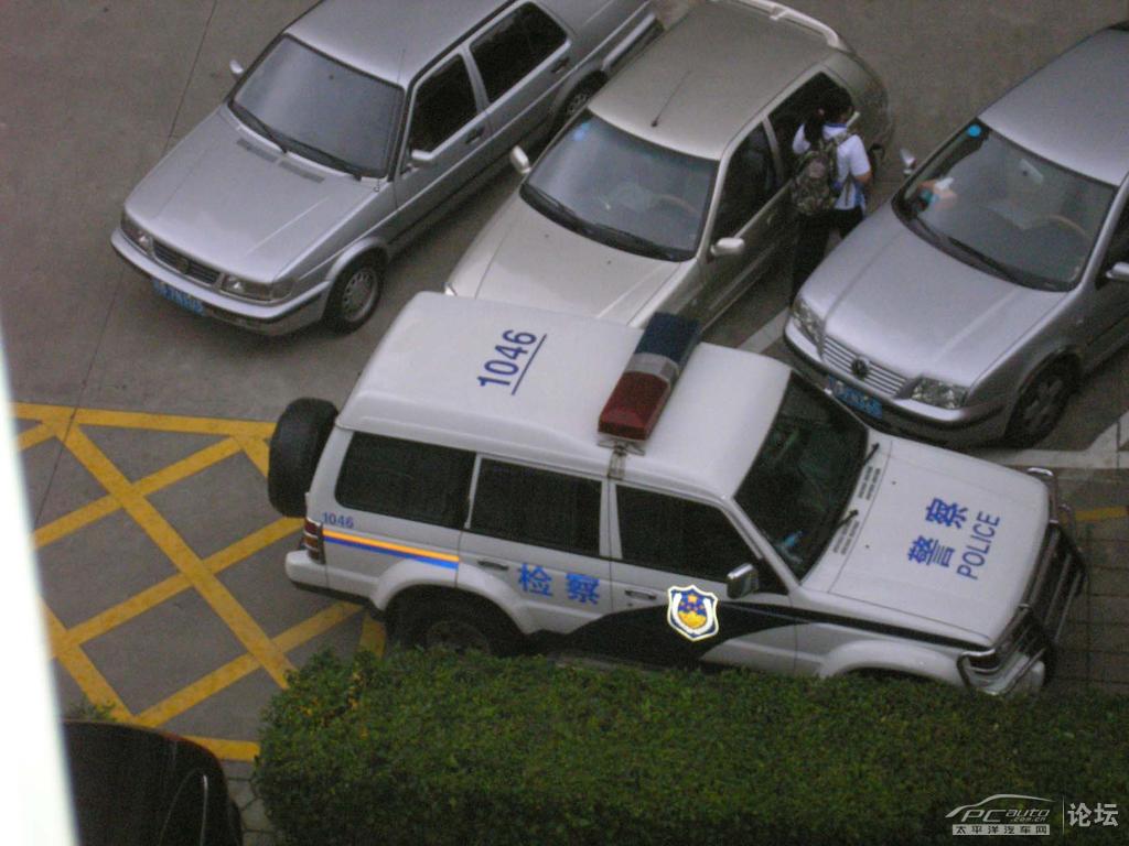 最霸"道"的深圳警察.