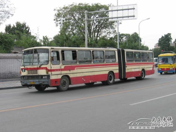 京公交主力 大通道和大辫子高清图片