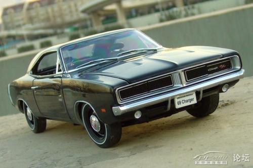 【道奇-charger】 匪气大战马 1969--charger 外拍 by
